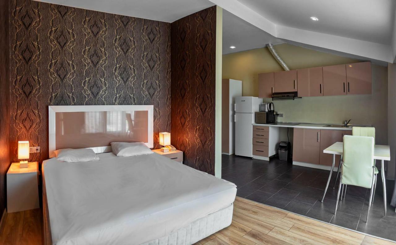 Diplomat Suites Баку Екстериор снимка
